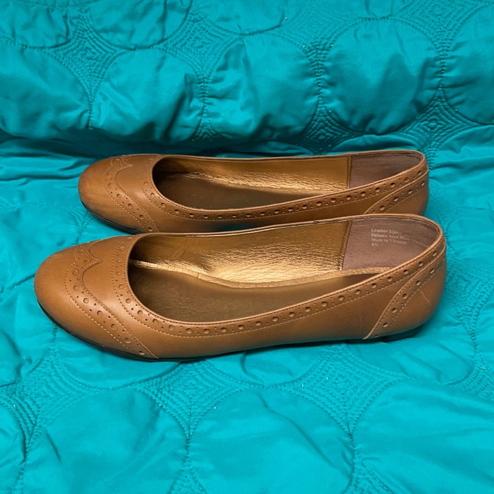 Kelly & Katie Oxford flats